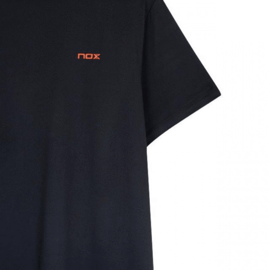 Camiseta Nox Team Regular Negro Detalle Camiseta Nox Team Regular Negro Detalle